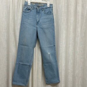 Light Wash Straight Leg Levi’s Jeans - Light Blue